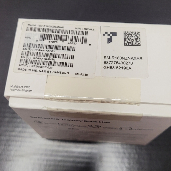 Samsung Buds Live - Picture 2 of 7